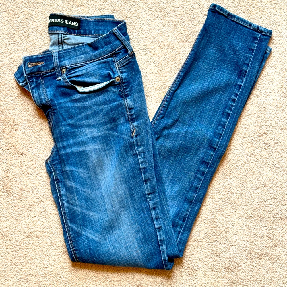 EXPRESS Women’s Skinny Jeans